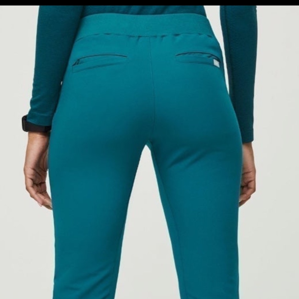 FIGS limited edition NWT pants scrub - Picture 5 of 6